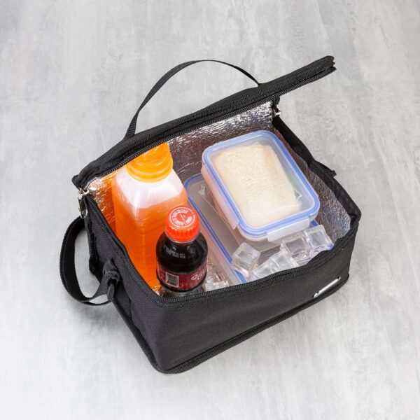 Linha completa em Brindes Corporativos. 10.000 itens entre Necessaire Térmica Personalizada, com sacolas, chaveiros, mochilas, kits churrasco.