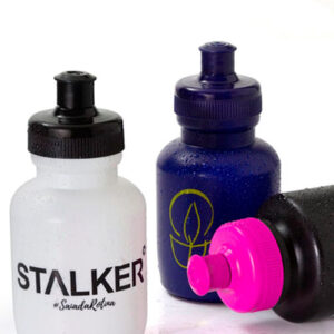 Linha completa em Brindes Corporativos. 10.000 itens entre Squeeze de Plástico Personalizado 300ml, com sacolas, chaveiros, mochilas, kits churrasco.